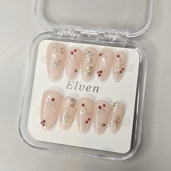 Handmade Other - Nude Almond Shape Handmade Press On Nails Art Set